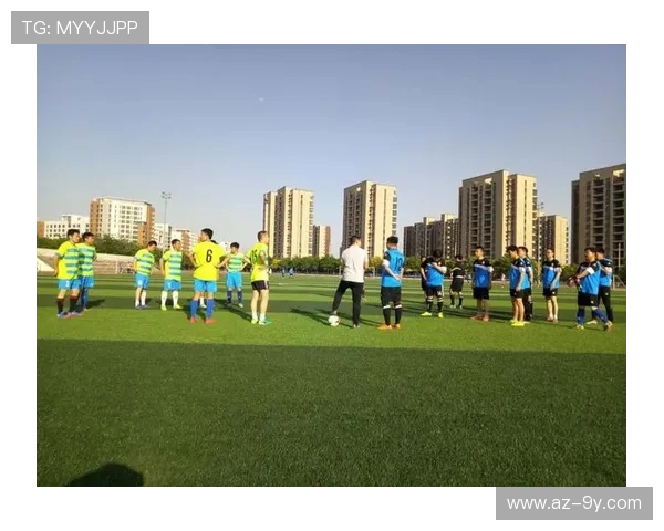 潮州卫职院足球队崭露头角 力拼校园体育发展新篇章 潮州卫职院足球队崭露头角 力拼校园体育发展新篇章