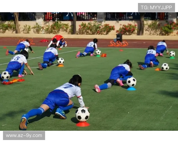 小班足球观摩活动心得体会与教学启示分析